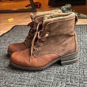 Women's CAT Brown Boots